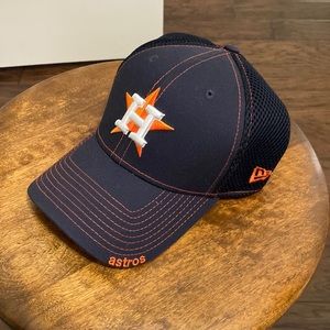 NWOT Astros New Era Hat size SM/MD